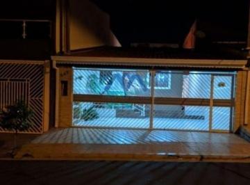 Casa · 75m² · 2 Quartos · 2 Vagas · Linda Casa Térrea à Venda