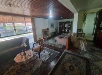 Casa · 500m² · 4 Quartos · 6 Vagas · Apartamento à venda em Granja Viana com 500 m², 4 quartos, 6 vagas