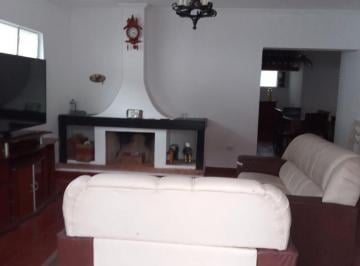 Casa · 220m² · 3 Quartos · 6 Vagas · Apartamento à venda em Jardim Clube de Campo com 220 m², 3 quartos, 6 vagas