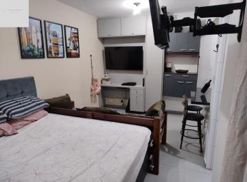 Foto 01 · Apartamento à venda em Santos-SP, na Ponta da Praia: 1 quarto, 1 banheiro, 1 vaga, 34m² de área. Ven