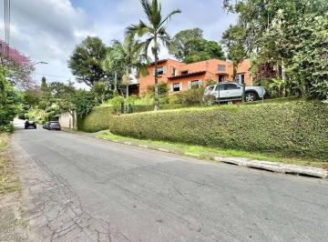 Casa de 4 quartos, Cotia · Casa charmosa, integrada, com muita privacidade e localização privilegiada