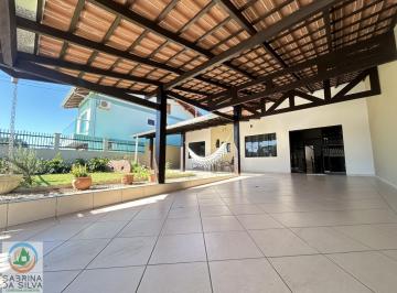 Casa · 225m² · 3 Quartos · 2 Vagas · Casa no Bairro Itoupavazinha
