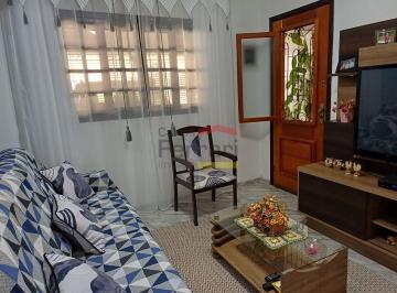 Casa · 125m² · 2 Quartos · 2 Vagas · Casa térrea no Parque Vitória local excelente ,com 2 dormitórios sendo 1 suíte , 2 vagas de garagem