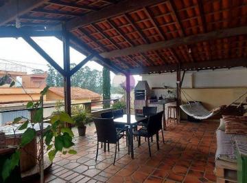 Casa · 175m² · 3 Quartos · 3 Vagas · Casa de Madeira à Venda – Villa Suíssa, Mogi das Cruzes/Sp