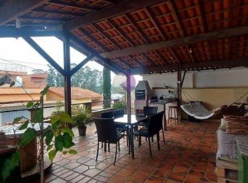 Casa · 174m² · 3 Quartos · 3 Vagas · Casa de Madeira à Venda – Villa Suíssa, Mogi das Cruzes/Sp