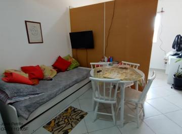 Foto 10 · Vende-se charmosa kitnet localizada a poucos metros da praia de Peruíbe.