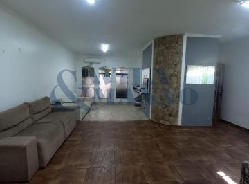 Sala · Imperdível oportunidade! Casa à venda na Mooca, São Paulo-SP: 2 quartos, 2 suítes, 1 sala, 4 banheir