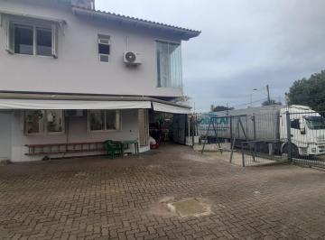 Casa de 3 quartos, Alvorada · Lindo sobrado, 3 dormitórios, suíte, em Alvorada, bairro Tijuca