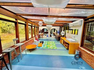 Casa · 623m² · 4 Quartos · 10 Vagas · Belíssima Casa com área total de 1866m2 a Venda no Forest Hills - Jandira
