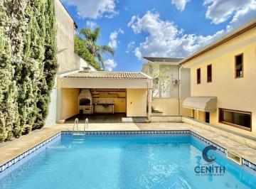 Casa · 360m² · 3 Quartos · 4 Vagas · Casa Maravilhosa com 3 dormitórios (1 suíte), piscina, churrasqueira! 390m²