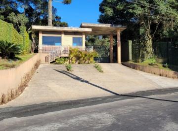 Terreno , Pinhais · Encantador TERRENO com 2,502 m2 em condomínio fechado - propriedade onde cantam os pássaros .