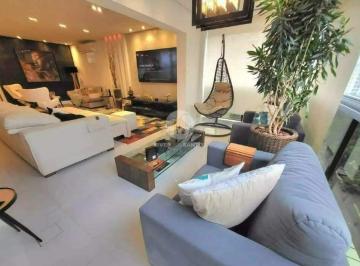 Apartamento · 170m² · 3 Quartos · 3 Vagas · Apartamento no coração do Gonzaga com 3 suítes e 3 vagas de garagem. 