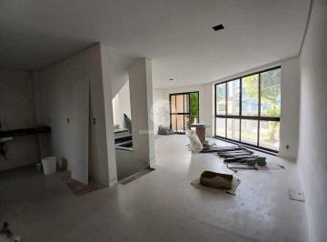Casa · 230m² · 3 Quartos · 2 Vagas · Sobreposta com 3 dormitórios à venda no Embaré