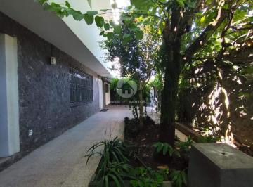 Casa · 165m² · 3 Quartos · 1 Vaga · Sobrado à venda, 3 quartos, 1 suíte, 1 vaga, Ponta da Praia - Santos/SP