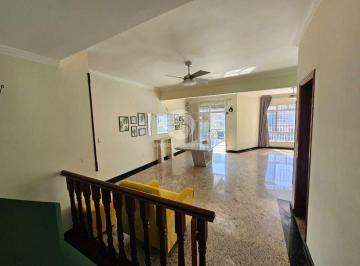 Casa · 282m² · 4 Quartos · 3 Vagas · Excelente oportunidade de sobreposta alta no Embaré.