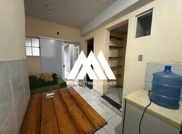 Apartamento · 2 Quartos · Kitnet com 02 quartos e vaga de garagem!!