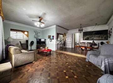 Casa · 330m² · 5 Quartos · 8 Vagas · Casa à venda no bairro Aparecida