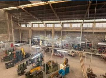 Comercial · 3400m² · Galpão Industrial de Alto Padrão em Pre Moldado para Comprar, 3.400m² - Bairro Fundação, São Caetano