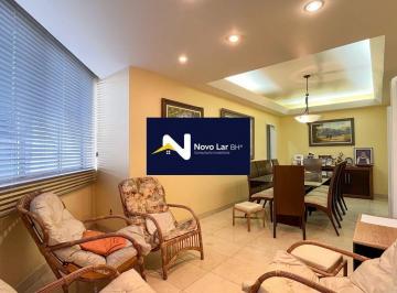 Apartamento · 200m² · 5 Quartos · 2 Vagas · Apartamento 200m², 5 quartos, suite, 4 vagas em rua plana no Gutierrez