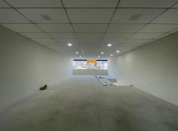 id0pak2ogm5ytbjztkwowm0_md · Sala comercial com 110m2, no Boqueirão em Praia Grande