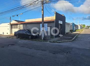 Casa · 220m² · 2 Quartos · 2 Vagas · Casa em Candelária