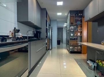Apartamento · 169m² · 3 Quartos · 3 Vagas · Condomínio Edifício Splendore no Jardim Aclimação - Apartamento no Edifício Splendore em Cuiabá