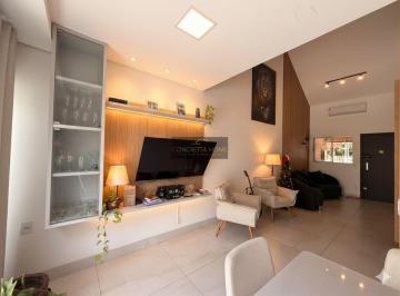 Casa · 190m² · 3 Quartos · 2 Vagas · Casa em Condomínio fechado Residencial Jardins no bairro Bom Clima