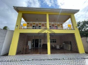 f6975e20a6a3d96578faf66cbc52996b90104812 · Casa Residencial ou Comercial de 550m² para alugar, com 5 quartos (3 suítes), localizada em Maria Fa