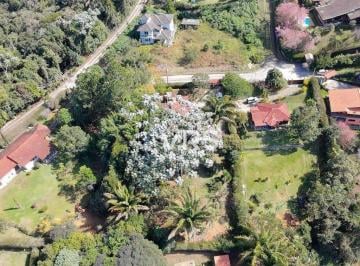 Vista aérea da casa e adjacências · Casa com 3 dormitórios à venda, 169 m² por R$ 750.000,00 - Albuquerque - Teresópolis/RJ
