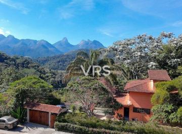 Vista aérea da casa · Casa com 3 dormitórios à venda, 169 m² por R$ 750.000,00 - Albuquerque - Teresópolis/RJ