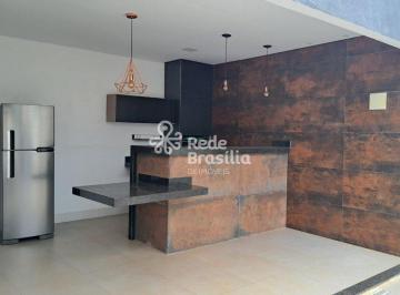 Casa · 150m² · 3 Quartos · 4 Vagas · Colônia Agrícola Águas Claras Bela Vista | Casa com 3 quartos - sendo 1 suíte - 4 vagas - área de la