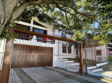 Casa · 330m² · 3 Quartos · 2 Vagas · Casa em Rua Professor Carlos Henrique Nogueira - Centro - Pelotas/RS