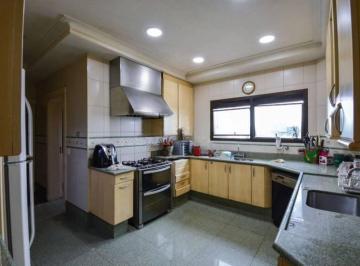 Apartamento · 681m² · 5 Quartos · 6 Vagas · Cobertura com 681 m², 5 quartos sendo 4 suítes à venda no bairro Paraíso.