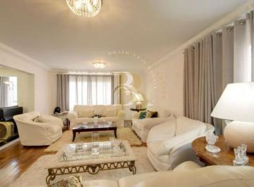 Apartamento · 261m² · 3 Quartos · 5 Vagas · Apartamento à venda em Moema, com 3 suítes e 5 vagas.