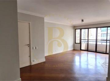 Apartamento · 130m² · 3 Quartos · 2 Vagas · Apartamento com 130 m², 3 quartos sendo 1 suíte à venda no bairro Moema Pássaros.