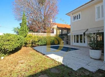 Casa · 623m² · 4 Quartos · 4 Vagas · Casa espaçosa, 4 quartos sendo 4 suítes à venda no bairro Cidade Jardim.