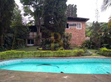 Casa · 454m² · 3 Quartos · 4 Vagas · Casa com 454 m², 3 quartos sendo 1 suíte à venda no bairro Chácara Monte Alegre.