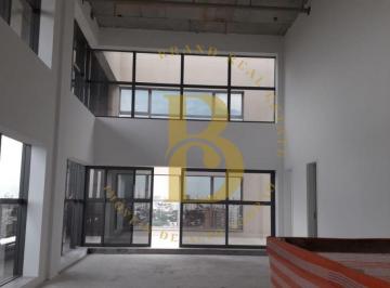 Comercial · 527m² · 8 Quartos · 4 Vagas · Comercial com 527 m², 3 pavimentos 2 copas 6 bnheiros 2 sacadas 6 vagas Vista PARQUE IBIRAPUERA  par