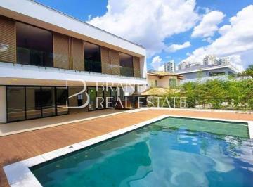 Casa · 550m² · 5 Quartos · 6 Vagas · Casa em condomínio com 680m², 5 suítes, 7 banheiros, 6 vagas, no Alpha conde.