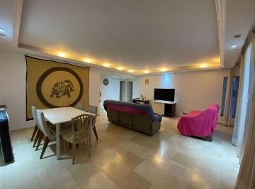 Apartamento · 160m² · 4 Quartos · 2 Vagas · Apartamento com 160m², 4 quartos sendo 1 suíte à venda no bairro Saúde.