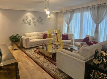 Apartamento · 310m² · 5 Quartos · 4 Vagas · Apartamento com 310 m², 5 quartos sendo 4 suítes à venda no bairro Santo Amaro.