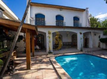 Casa · 324m² · 3 Quartos · 2 Vagas · Casa com 324m², à venda no bairro Campo Belo.