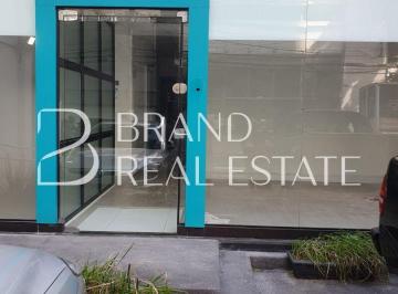 Comercial · 100m² · 2 Vagas · Loja com 100 m²,  para alugar no bairro Moema.