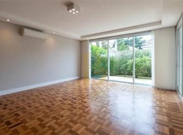 Casa · 500m² · 4 Quartos · 8 Vagas · Casa reformada á venda de 500m², com 04 dormitórios e 08 vagas no Jardim América