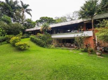 Casa · 360m² · 4 Quartos · 4 Vagas · Casa de vila com 360 m², 4 quartos sendo 4 suítes à venda no bairro Morumbi.