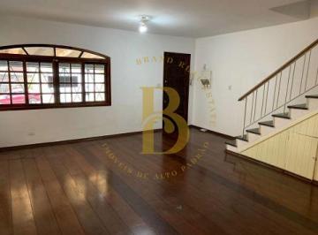 Casa · 138m² · 3 Quartos · 2 Vagas · Casa á venda de 138 m², com 3 quartos e 2 vagas no bairro Brooklin.