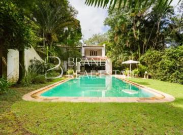 Casa · 1300m² · 4 Quartos · 6 Vagas · Casa com 1500m² á venda no Morumbi, 4 suítes, 11 vagas, piscina, churrasqueira , adega, escritório.