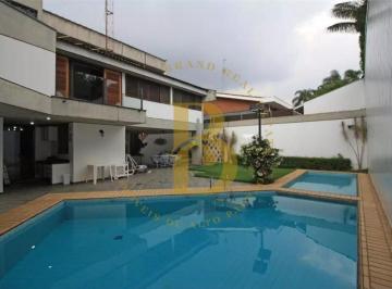 Casa · 550m² · 5 Quartos · 4 Vagas · Casa Moderna de 450m² com Lazer Completo e Localização Privilegiada no Alto de Pinheiros