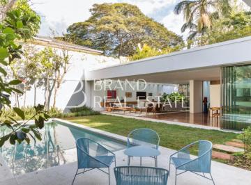 Casa · 450m² · 4 Quartos · 4 Vagas · Casa com 450.0 m², à venda no bairro Jardim Luzitania.