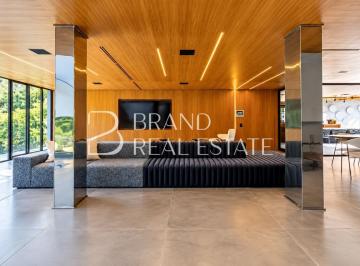 Casa · 830m² · 3 Quartos · 3 Vagas · Casa de Villa com 800 m²sendo 3 suítese 3 vagas de garagem à venda no bairro Chácara Monte Alegre.